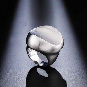 Women’s 18K Gold Plated Chunky Statement Ring In Silver tone. Size 8.